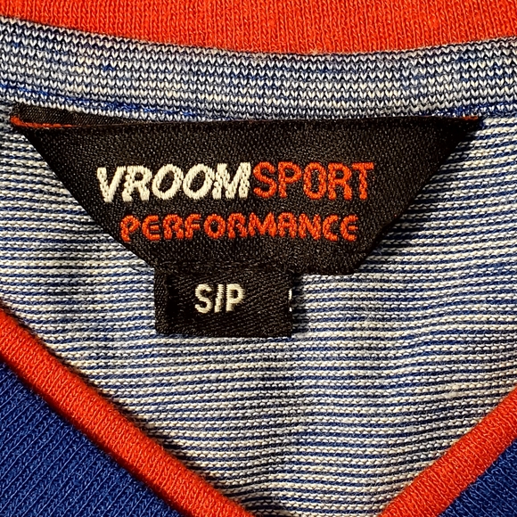 🔥NWOT Vroom Sport Performance Blue White Red Crew Neck T-shirt Men's US Small - Picture 6 of 7